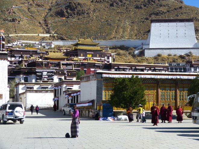 Entrance to the Tashilhunpo Monastery