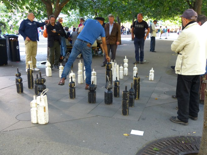 Chess game in the park