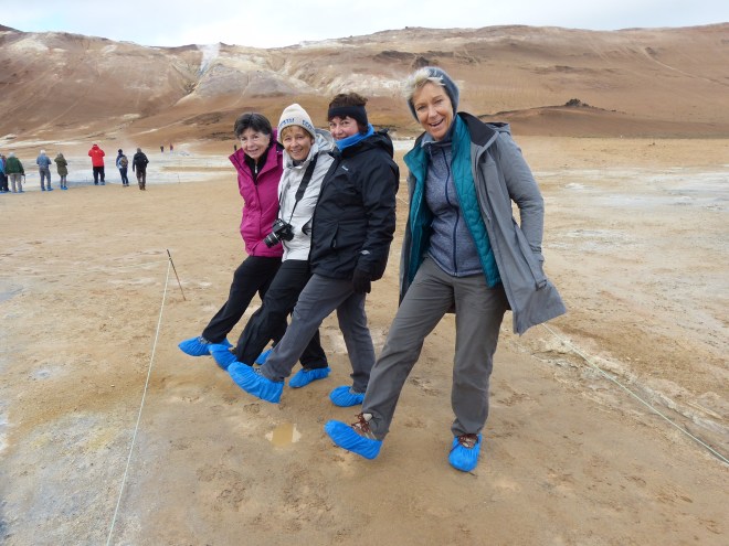 45D513C6-C8FC-4D4A-8831-374313FA8C3E