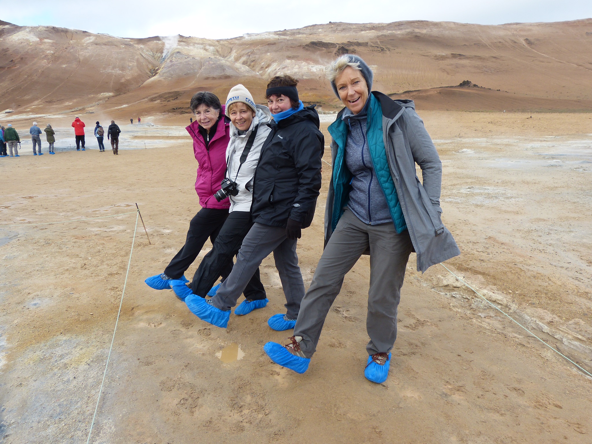 45D513C6-C8FC-4D4A-8831-374313FA8C3E