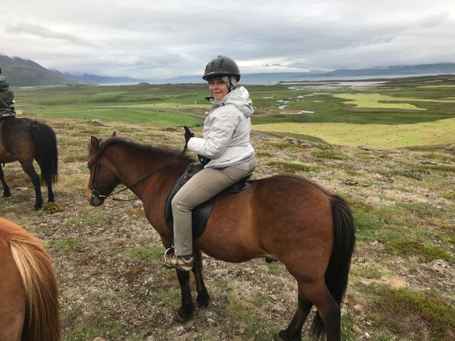 F1FCCC78-6A54-4411-B6E1-D8C7FA8F1787