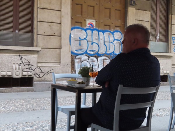 DD6706B9-DDEA-4BC8-AD85-E30BBFED9901