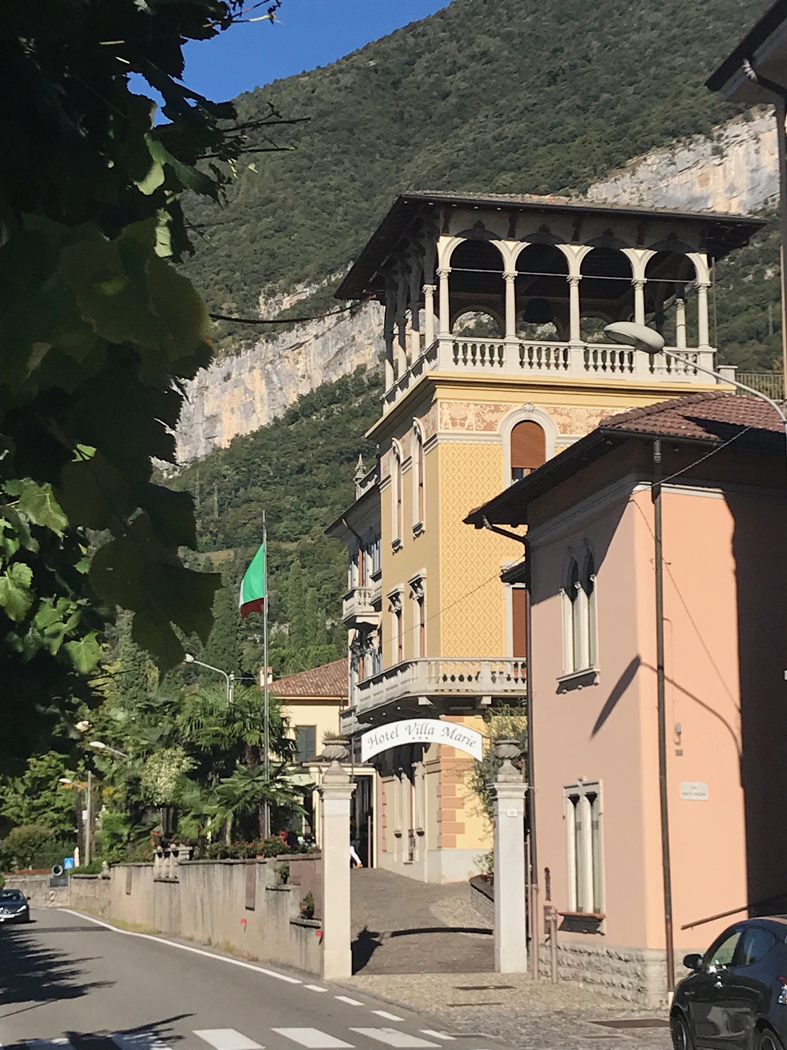 E1D7FC20-9974-4C5A-95CB-1B7AB94042EB